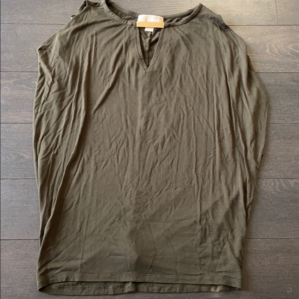 Sleeveless olive green top